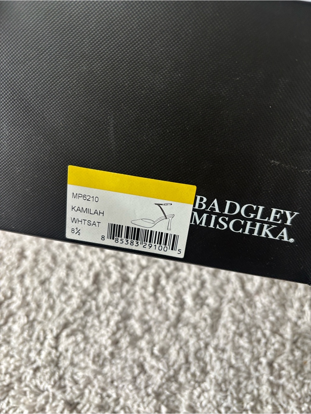 NWT Badgley Mischka Women heels - Picture 10 of 12